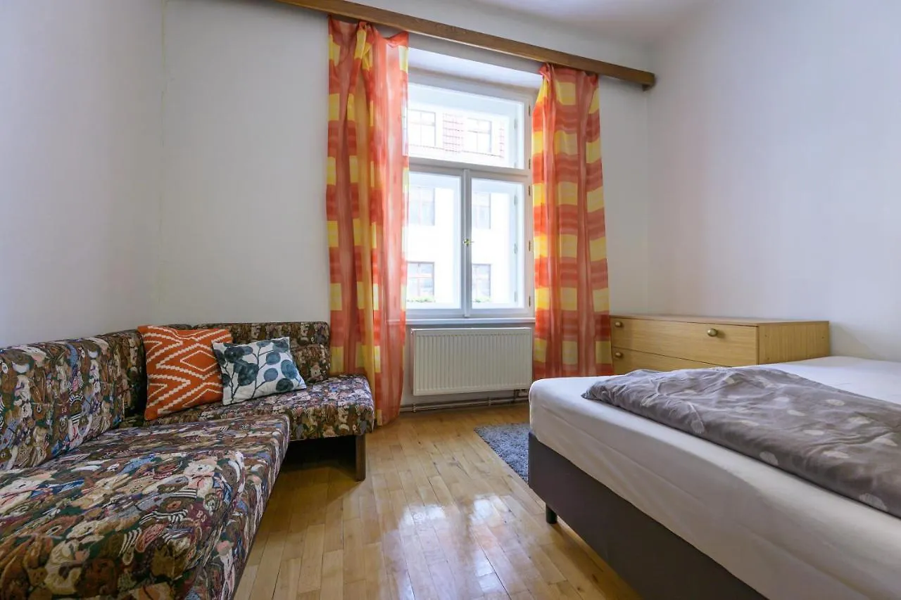 Apartments Grebovka Praga